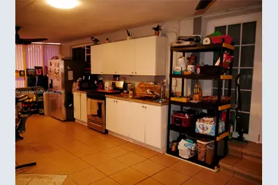 2955 NW 102nd St, Miami, FL 33147 - Photo 9