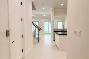 530 Valencia Ave, Coral Gables, FL 33134 - Photo 7
