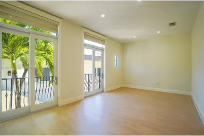 530 Valencia Ave #3, Coral Gables, FL 33134 - Photo 25