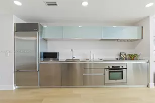 1040 Biscayne Blvd, Miami, FL 33132 - Photo 11