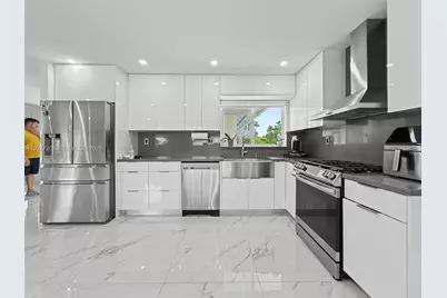 14111 SW 75th St, Miami, FL 33183 - Photo 9