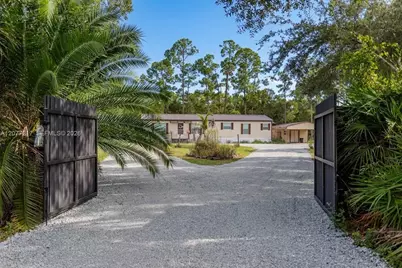 4075 Fort Center Avenue, Labelle, FL 33935 - Photo 1