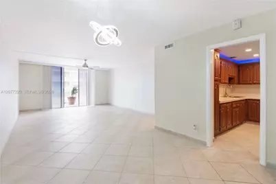 16740 NE 9th Ave #604, North Miami Beach, FL 33162 - Photo 1