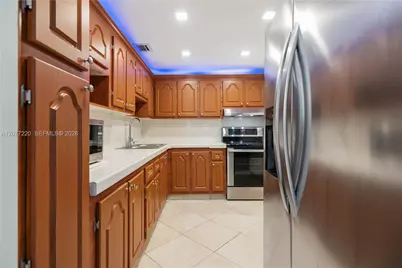 16740 NE 9th Ave #604, North Miami Beach, FL 33162 - Photo 5