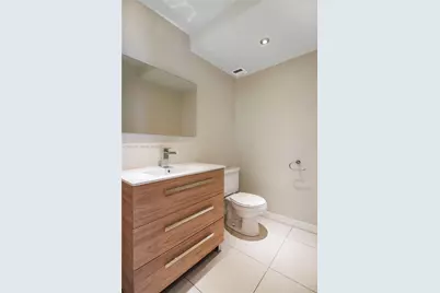 16710 NE 9th Ave #605, North Miami Beach, FL 33162 - Photo 7