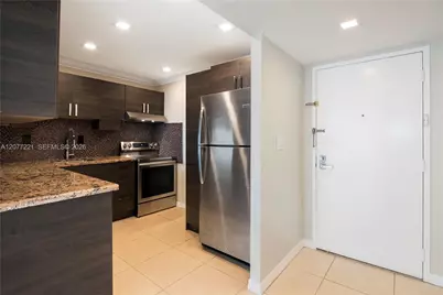 16710 NE 9th Ave #605, North Miami Beach, FL 33162 - Photo 5