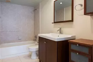 16710 NE 9th Ave, North Miami Beach, FL 33162 - Photo 9