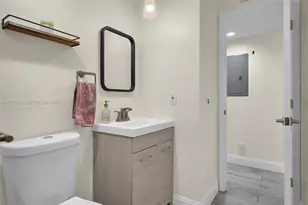 6538 NW 170th Terrace, Hialeah, FL 33015 - Photo 19