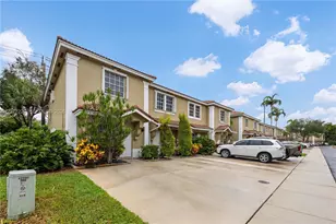 762 S W 122nd Terrace, Pembroke Pines, FL 33025 - Photo 3