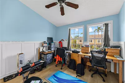 762 SW 122nd Ter, Pembroke Pines, FL 33025 - Photo 29