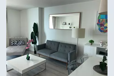 1200 Brickell Bay Dr #3705, Miami, FL 33131 - Photo 5