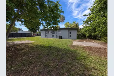 3380 NW 8th St, Lauderhill, FL 33311 - Photo 21