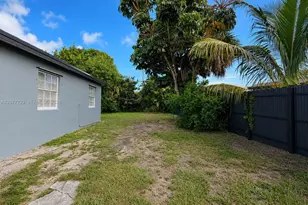 3380 NW 8th St, Lauderhill, FL 33311 - Photo 17