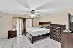 741 SW 100th Terrace, Pembroke Pines, FL 33025 - Photo 13