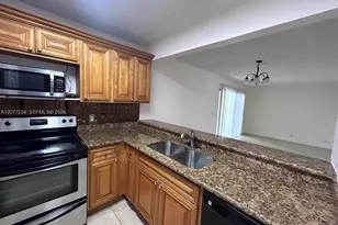 1525 Lake Crystal Dr, West Palm Beach, FL 33411 - Photo 5