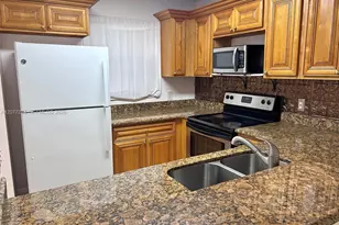 1525 Lake Crystal Dr, West Palm Beach, FL 33411 - Photo 3