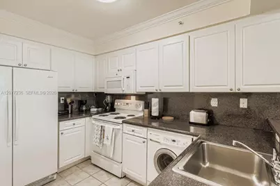 2501 S Ocean Dr #1032 (AVAILABLE OCT), Hollywood, FL 33019 - Photo 9