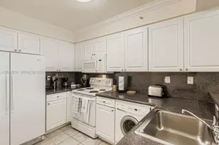 2501 S Ocean Dr, Hollywood, FL 33019 - Photo 9