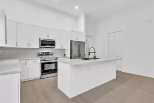 8527 NW 39th Ct, Cooper City, FL 33024 - Photo 27
