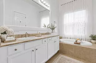 8527 NW 39th Ct, Cooper City, FL 33024 - Photo 11