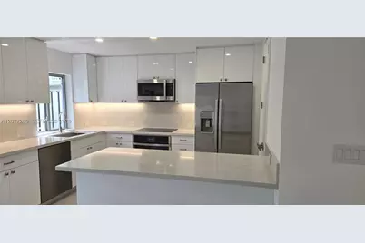 226 Sea View Dr #105, Key Biscayne, FL 33149 - Photo 7