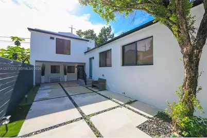 52 NE 47th St, Miami, FL 33137 - Photo 3