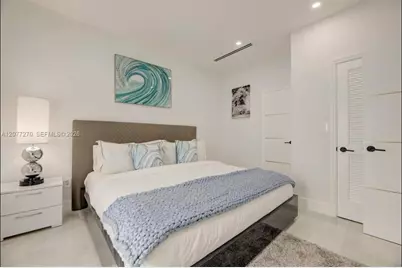 52 NE 47th St, Miami, FL 33137 - Photo 11