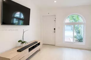 7560 NW 173rd Ln, Hialeah, FL 33015 - Photo 3