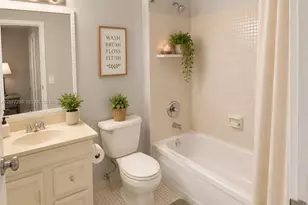 301 N Pine Island Rd, Plantation, FL 33324 - Photo 13