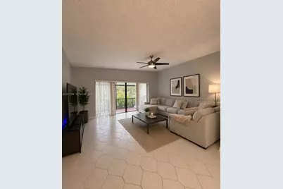 301 N Pine Island Rd #220, Plantation, FL 33324 - Photo 7