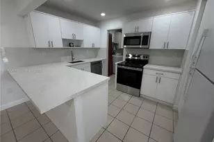 9986 SW 2nd St, Miami, FL 33174 - Photo 3