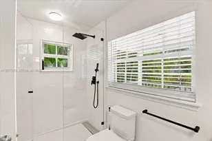 6473 Sunset Dr, South Miami, FL 33143 - Photo 19