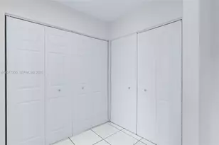 18600 SW 127th Pl, Miami, FL 33177 - Photo 25