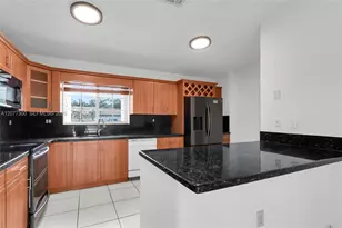 18600 SW 127th Pl, Miami, FL 33177 - Photo 11