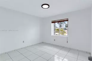 18600 SW 127th Pl, Miami, FL 33177 - Photo 21
