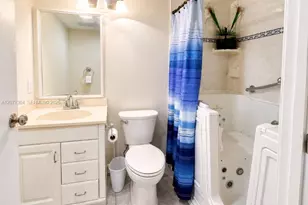 316 Southampton A, West Palm Beach, FL 33417 - Photo 5