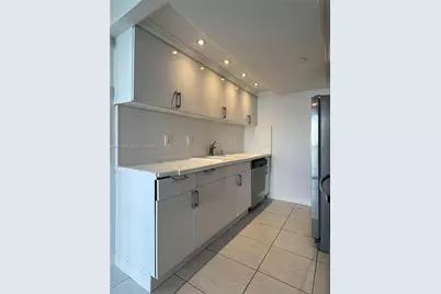 17500 N Bay Rd #S907, Sunny Isles Beach, FL 33160 - Photo 7