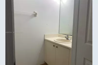 4218 Vineyard Cir #4218, Weston, FL 33332 - Photo 3