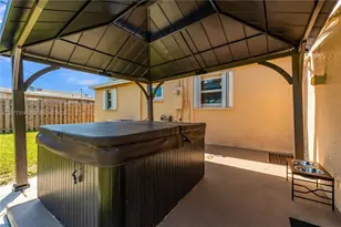 841 NE 59th St, Oakland Park, FL 33334 - Photo 39
