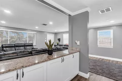 841 NE 59th St, Oakland Park, FL 33334 - Photo 11