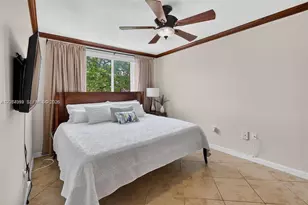 1060 NW 7th St, Miami, FL 33136 - Photo 13