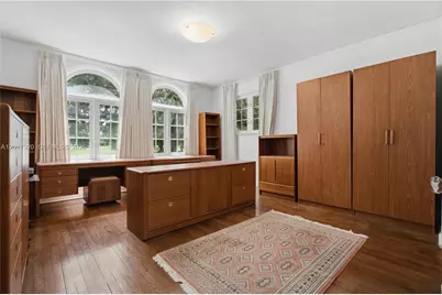 665 N Greenway Dr, Coral Gables, FL 33134 - Photo 23