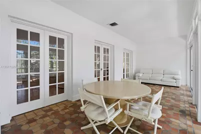 665 N Greenway Dr, Coral Gables, FL 33134 - Photo 29