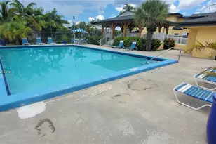 8310 SW 154th Ave, Miami, FL 33193 - Photo 23