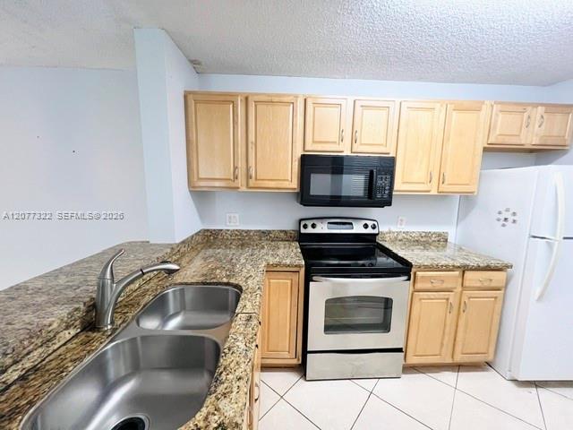 10773 Cleary Blvd #101 - 10773 Cleary Blvd #101, Plantation, FL 33324 Luxury Property | Jose Angel Pina