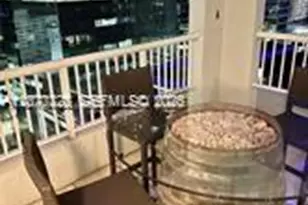 170 SE 14th St, Miami, FL 33131 - Photo 5