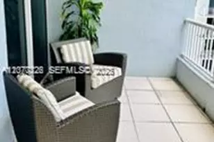 170 SE 14th St, Miami, FL 33131 - Photo 9