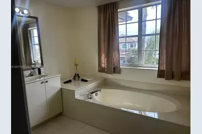 2386 SW 183rd Ter, Miramar, FL 33029 - Photo 13