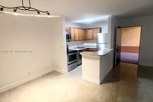 10749 Cleary Blvd, Plantation, FL 33324 - Photo 9
