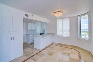 5900 Collins Ave, Miami Beach, FL 33140 - Photo 9